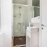 Vendégház Spacious 6-bedroom W/ Sunny Terrace In Lisboa