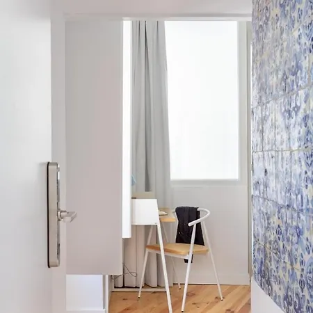 Guestready - Fabulous Near Pink Street 4* Лиссабон