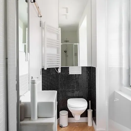 Guestready - Fabulous Near Pink Street 4*